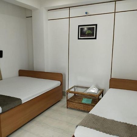 The Executive Inn غاواهاتي المظهر الخارجي الصورة