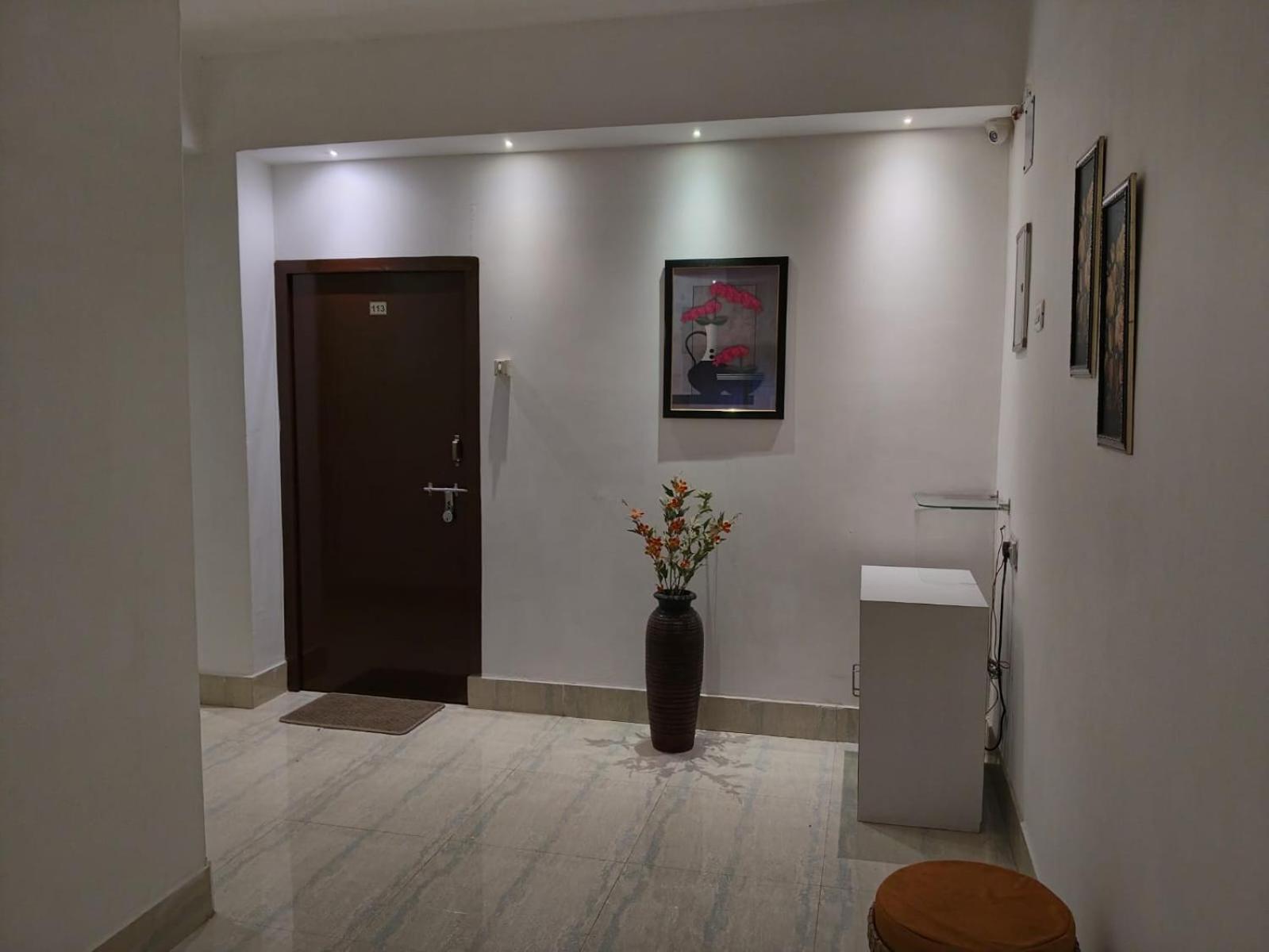 The Executive Inn غاواهاتي المظهر الخارجي الصورة