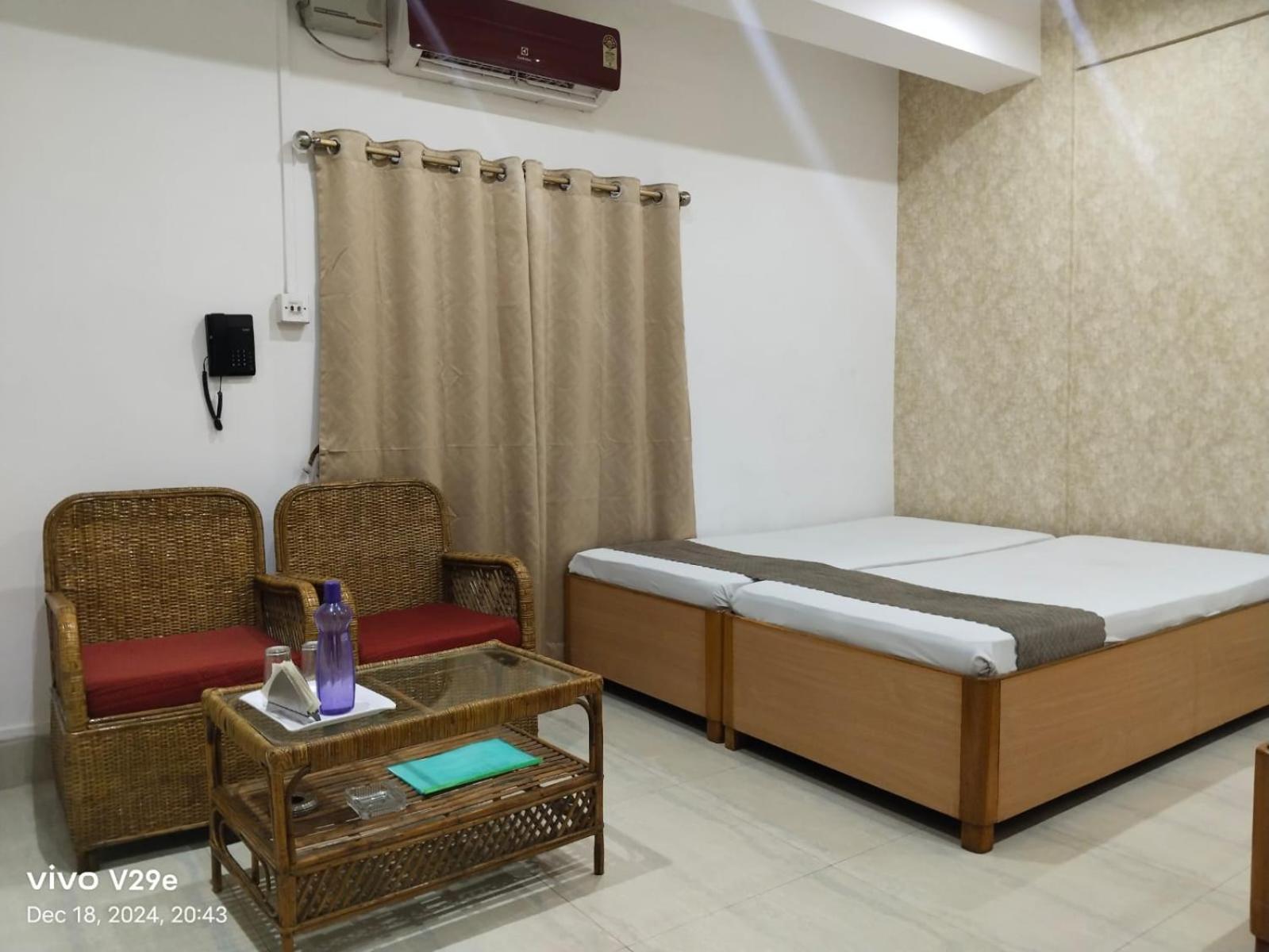 The Executive Inn غاواهاتي المظهر الخارجي الصورة