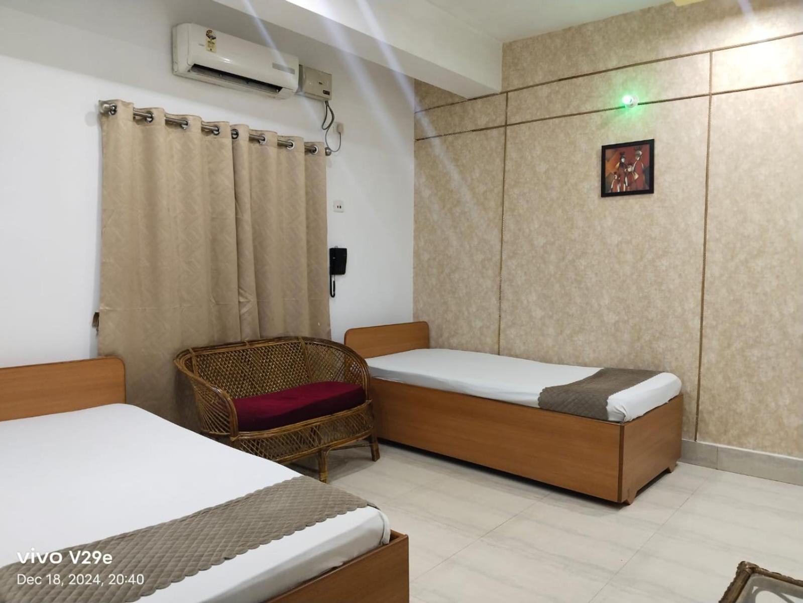 The Executive Inn غاواهاتي المظهر الخارجي الصورة