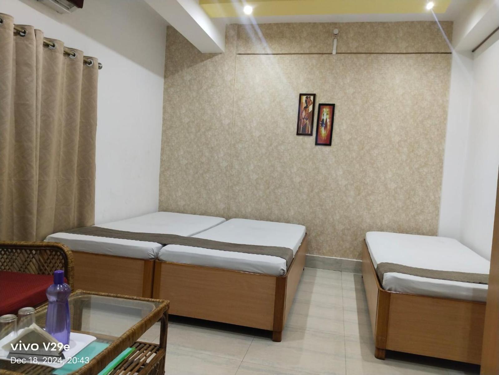 The Executive Inn غاواهاتي المظهر الخارجي الصورة